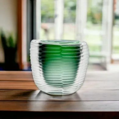 MONTERO - Vaso em vidro de Murano martelado e acetinado, verde esmeralda