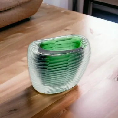 MONTERO - GRÜNE geschlagene und getauchte Vase aus Muranoglas
