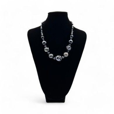 ARDESIA | Charcoal gray polished bead necklace, Murano glass.