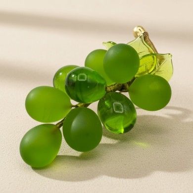 VIGNA | Cacho de uva com acabamento acetinado em vidro Murano verde-grama