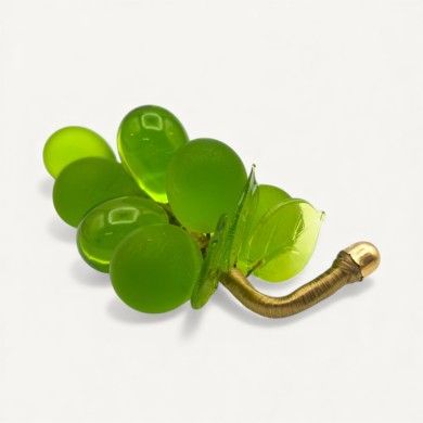 VIGNA | Grape cluster frosted in grass green Murano glass