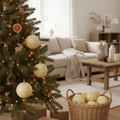 DOROTEA, handcrafted ivory and gold Christmas ball | Murano Store