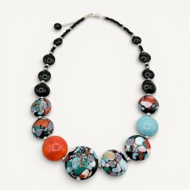POLLOK | Elegantes Collier in Schwarz, Aquamarin und Koralle | Murano Store