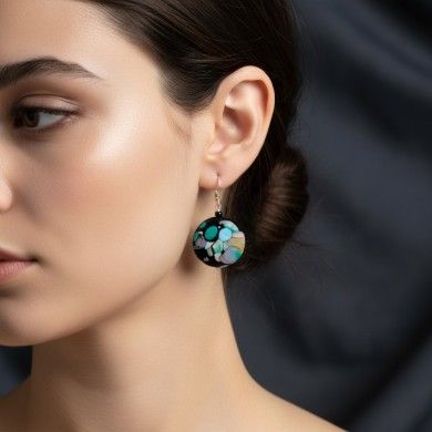 POLLOK | Black speckled pendant earrings | Murano Store