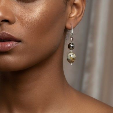 BOURGEOIS | Drop Earrings Beige | Murano-Store