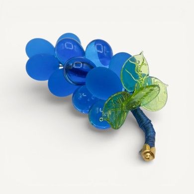 VIGNA | Weintraube 14 Trauben | Hellblauer Satin | Murano Store