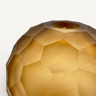 SEVILLE | Amber satin-finish hammered vase | Murano Store