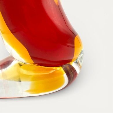 SAIGON | Chinese Kneeling | Red and Amber Figurine | Murano Glass | Murano-Store