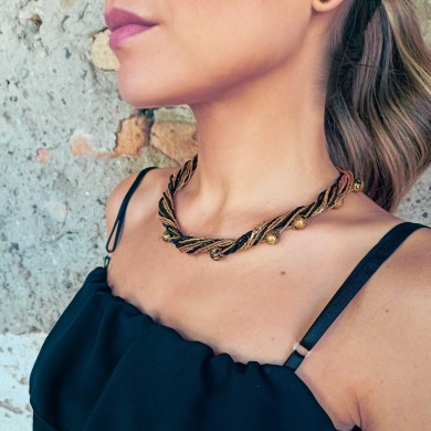 TWIST - Collar con perlas