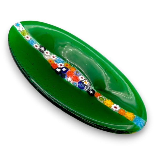 CASCATA – Kleines grünes OVAL-Tablett mit Murrine aus Muranoglas