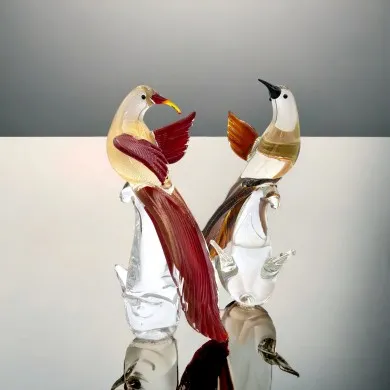 LORE - Coppia di Sculture Colibrì stilizzati in vetro di Murano decorati in foglia oro e argento