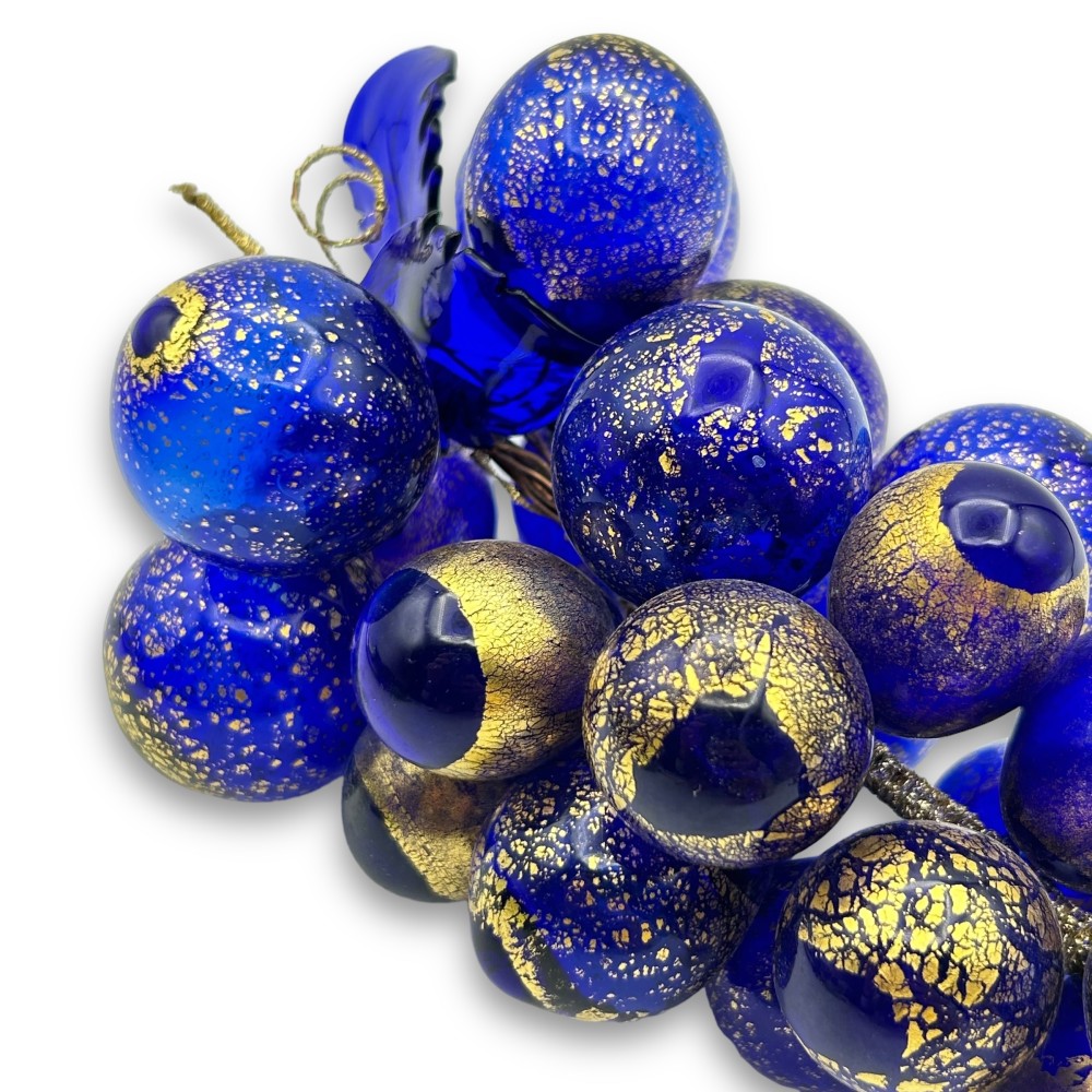 Bunch of grapes in Murano glass with 25 LARGE grapes - BLUE and Gold Leaf