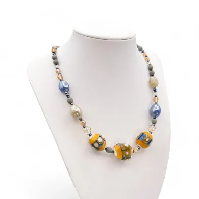 JUDIT – Elegante Halskette mit ORANGE- und INDIGO-Perlen aus Muranoglas